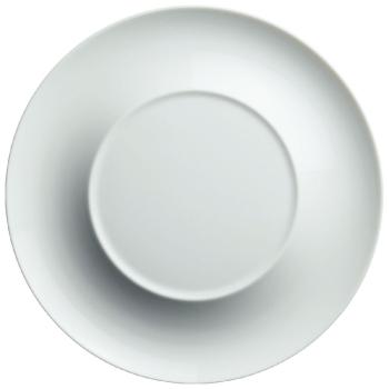 Plate 12,6 inches centre 6,7 inches - Raynaud